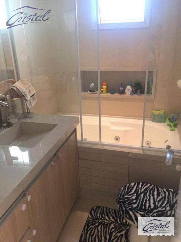 Apartamento à venda com 3 quartos, 143m² - Foto 4