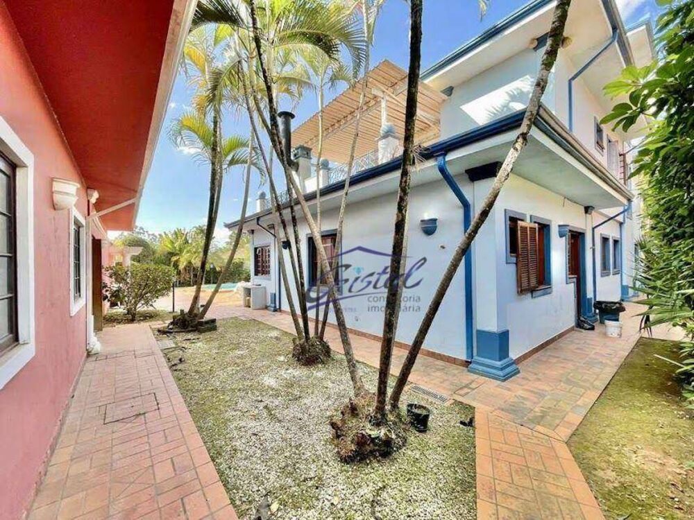Casa de Condomínio à venda com 6 quartos, 528m² - Foto 2