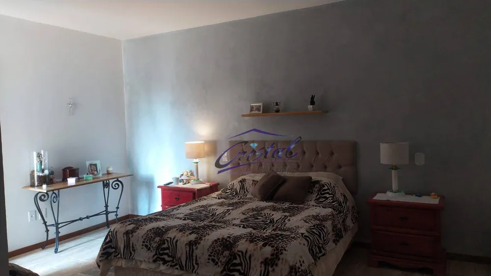Casa, 3 quartos, 250 m² - Foto 1