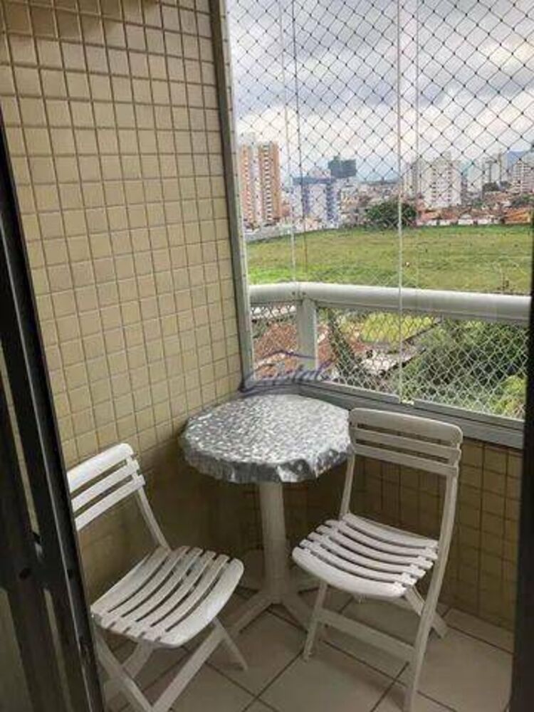 Apartamento à venda com 2 quartos, 70m² - Foto 5