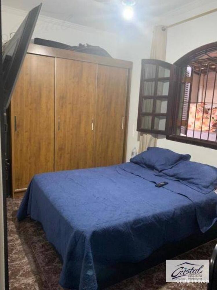Casa à venda com 3 quartos, 220m² - Foto 3