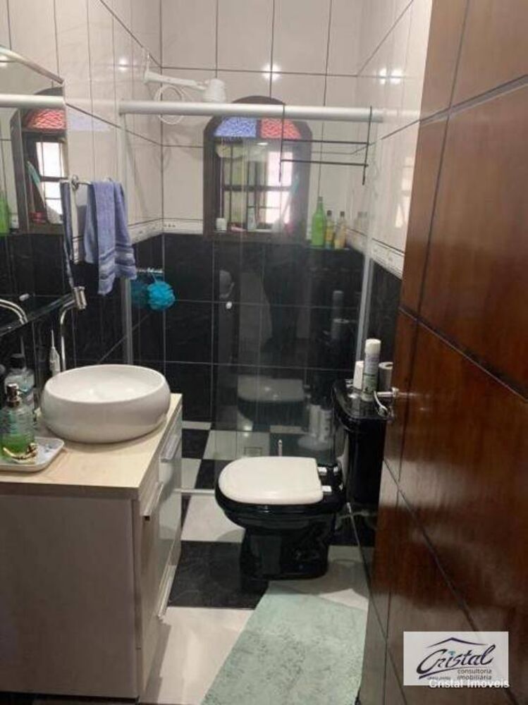 Casa à venda com 3 quartos, 220m² - Foto 6