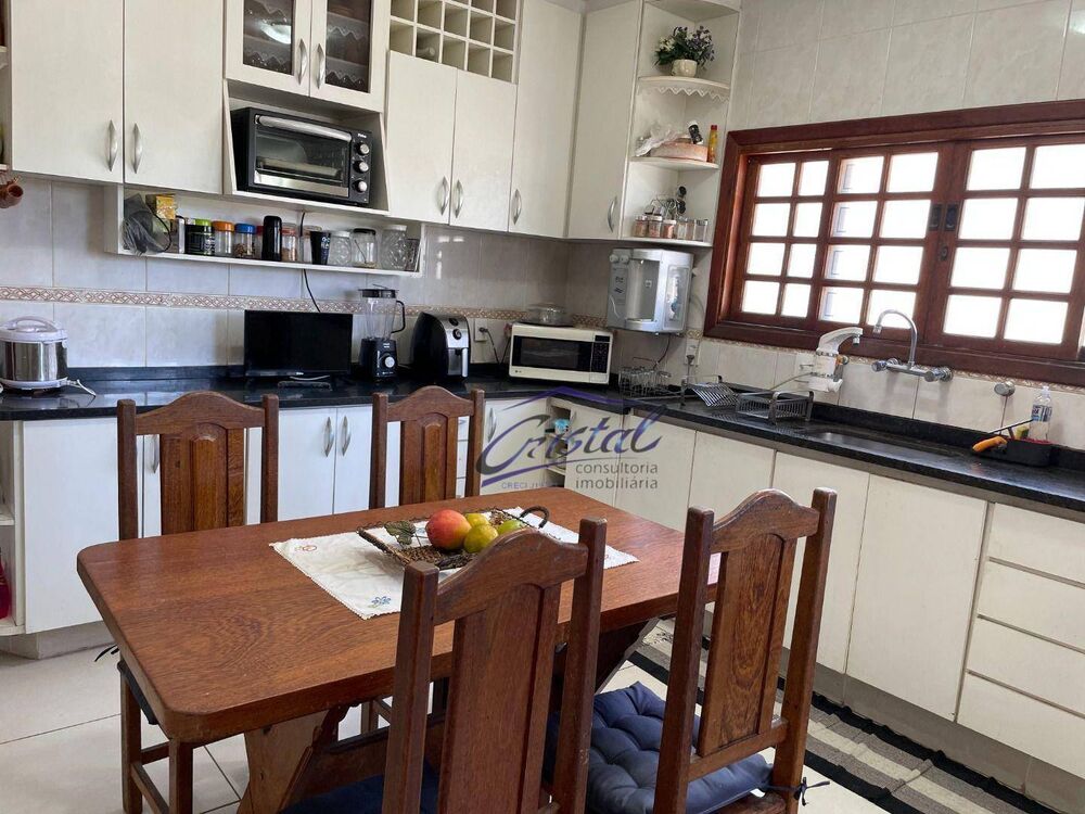 Casa de Condomínio à venda com 3 quartos, 460m² - Foto 3