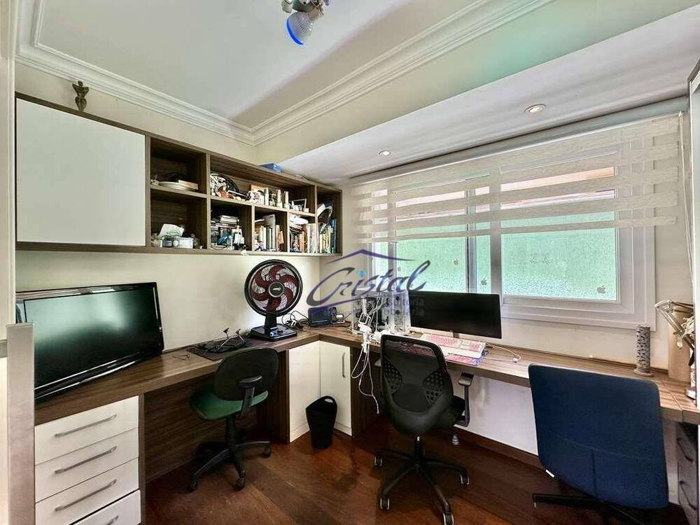 Casa de Condomínio à venda com 4 quartos, 753m² - Foto 1