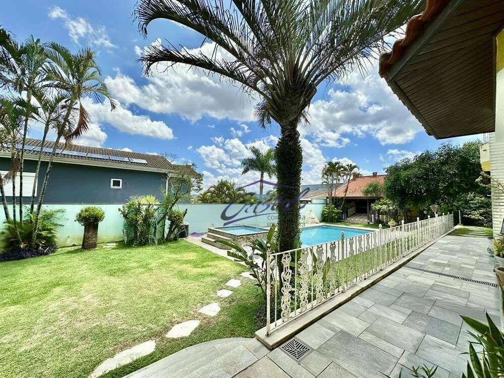 Casa de Condomínio à venda com 4 quartos, 753m² - Foto 3