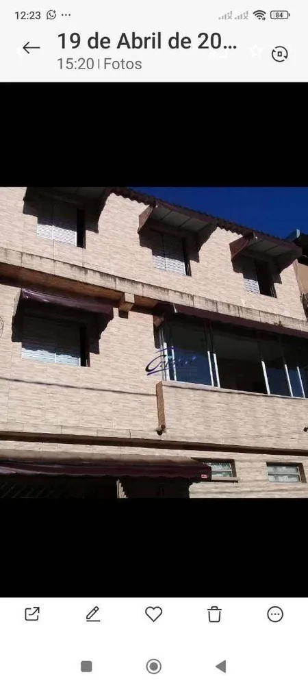 Casa, 6 quartos, 150 m² - Foto 1