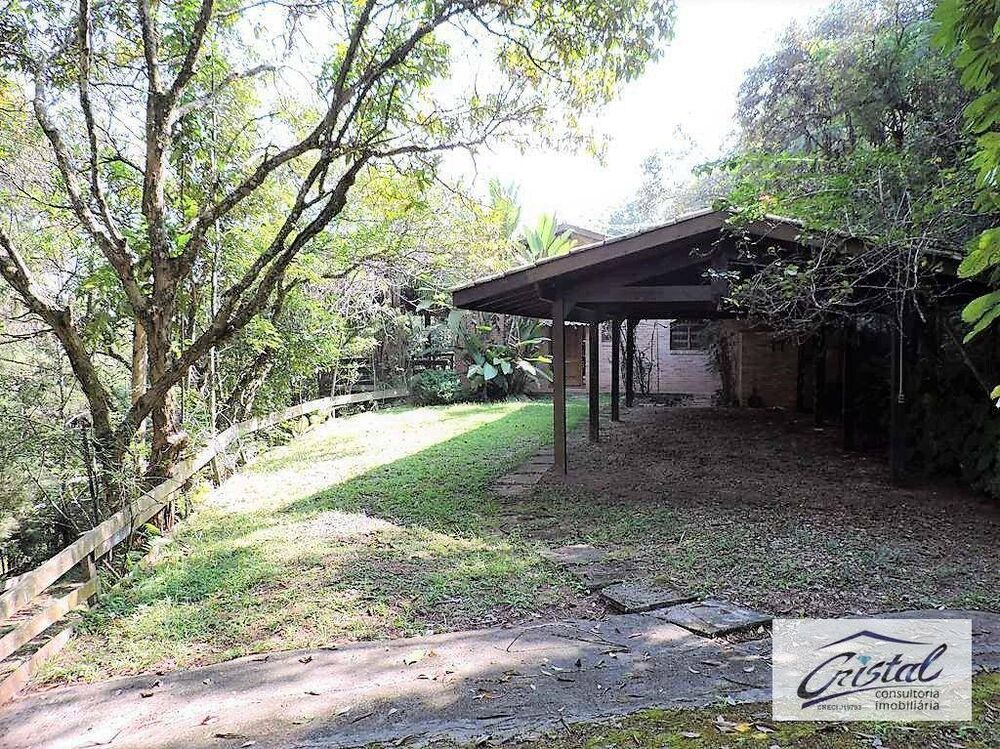 Casa de Condomínio à venda com 3 quartos, 372m² - Foto 4