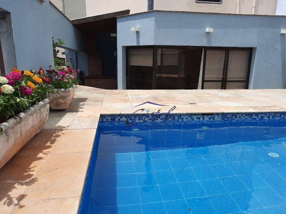 Apartamento para alugar com 2 quartos, 195m² - Foto 1