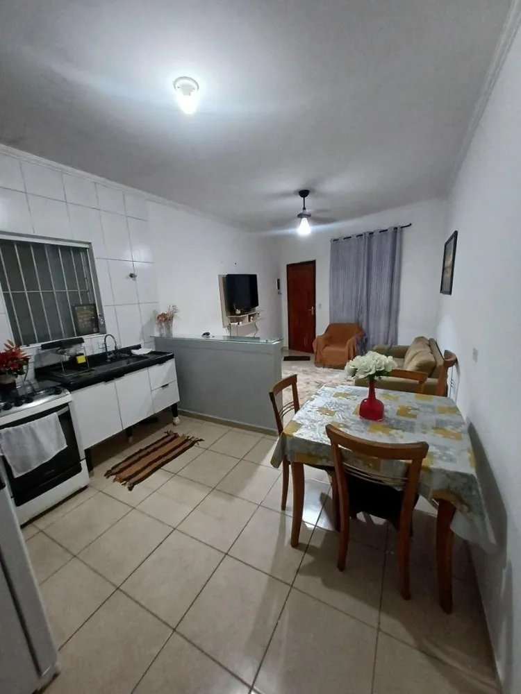Casa, 2 quartos, 50 m² - Foto 1