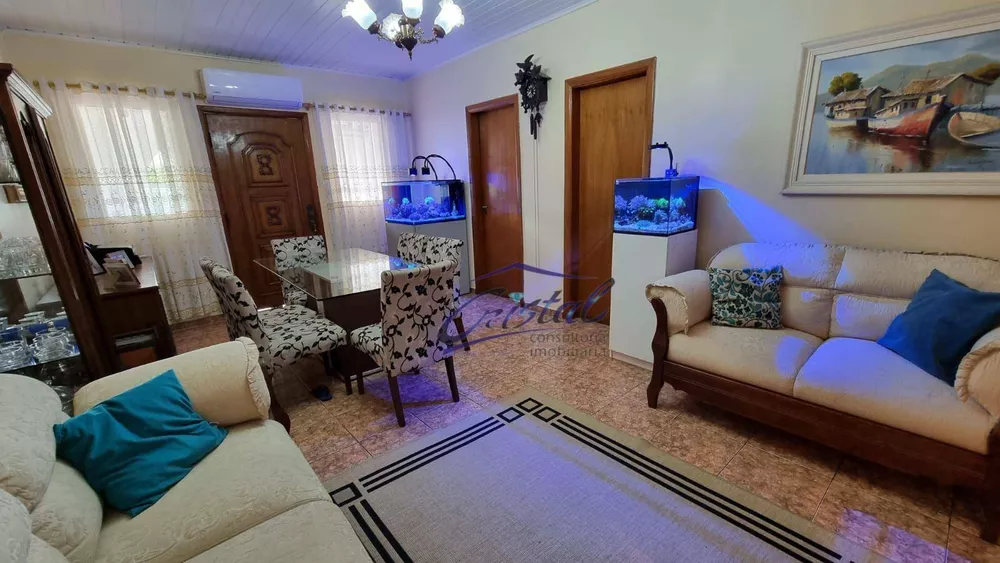 Casa, 3 quartos, 141 m² - Foto 2