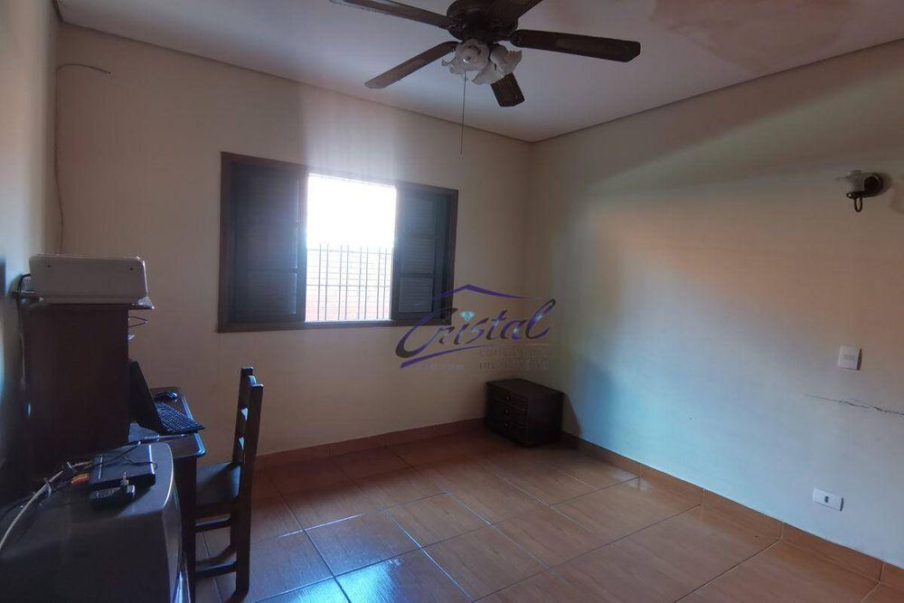 Casa, 2 quartos, 240 m² - Foto 2