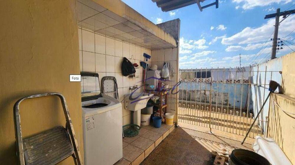 Casa, 5 quartos, 200 m² - Foto 3