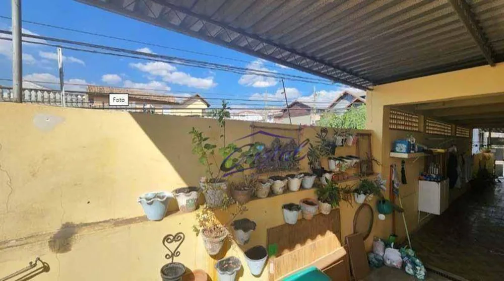 Casa, 5 quartos, 200 m² - Foto 1