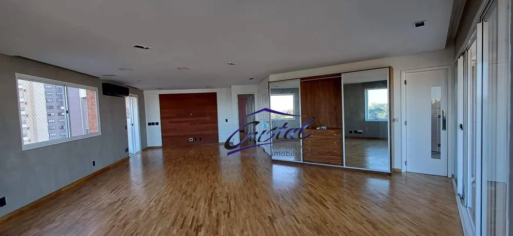 Apartamento, 3 quartos, 180 m² - Foto 1