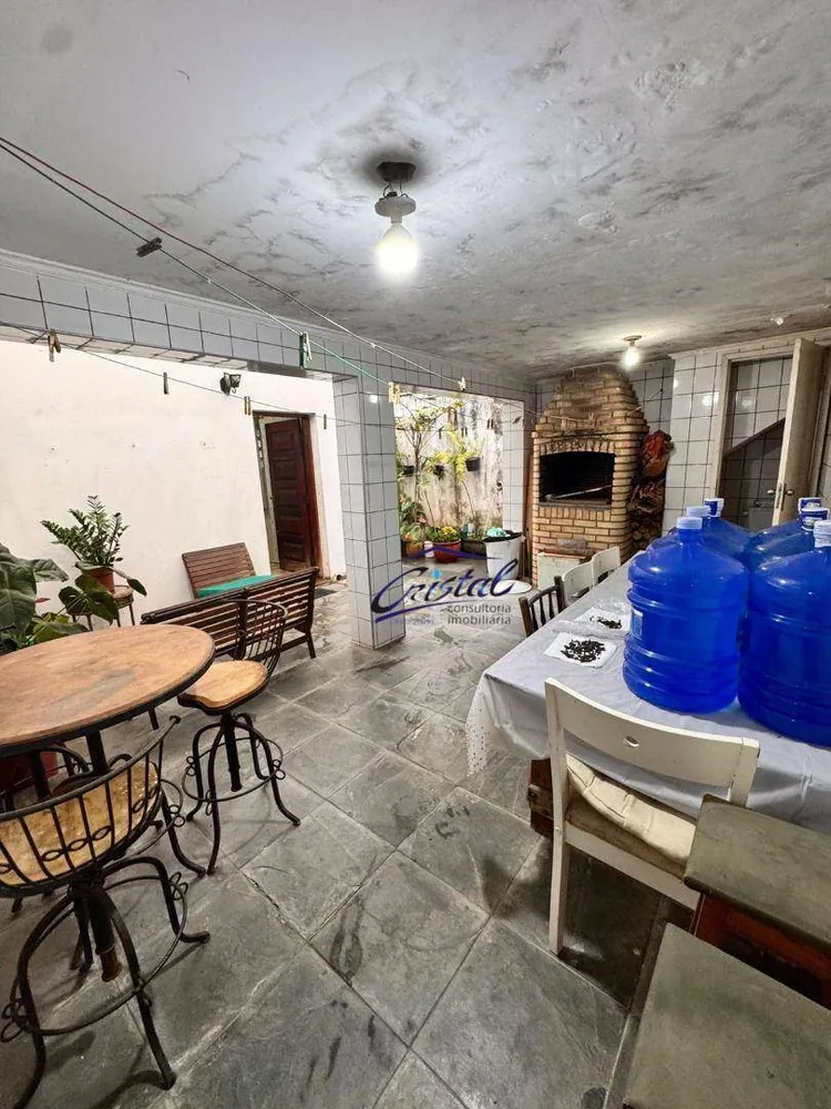 Casa, 3 quartos, 242 m² - Foto 8