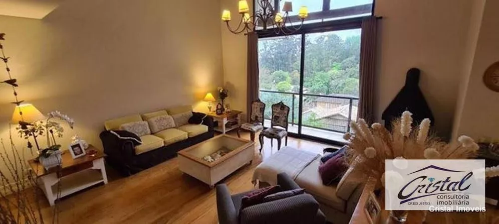 Casa de Condomínio à venda com 3 quartos, 558m² - Foto 4