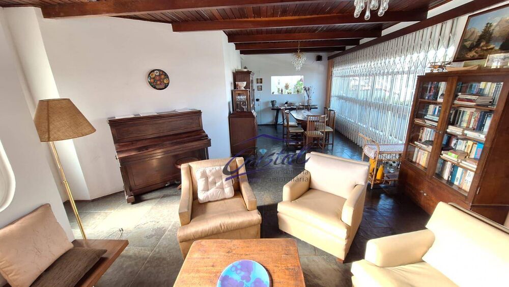 Casa, 4 quartos, 394 m² - Foto 1