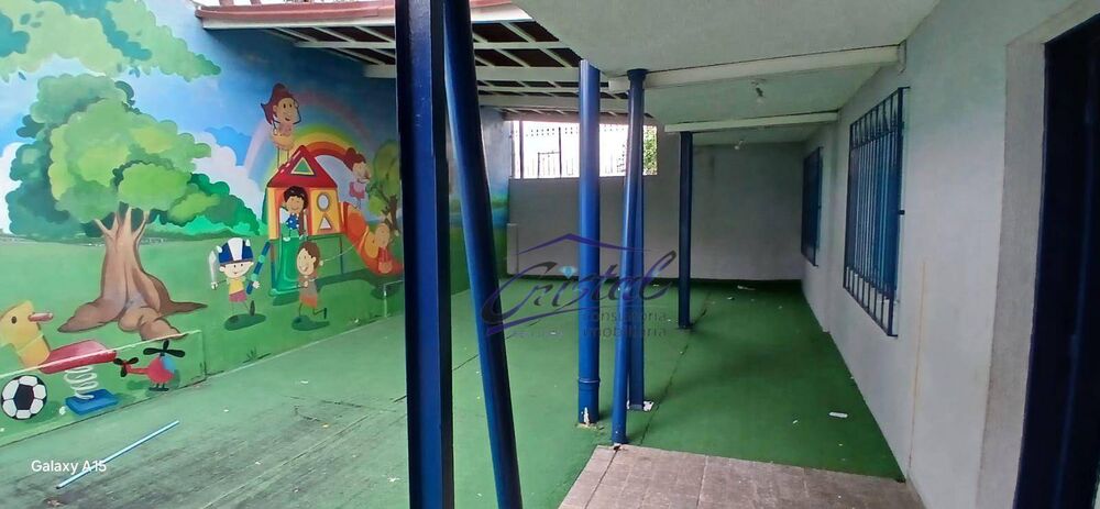 Casa, 5 quartos, 214 m² - Foto 3