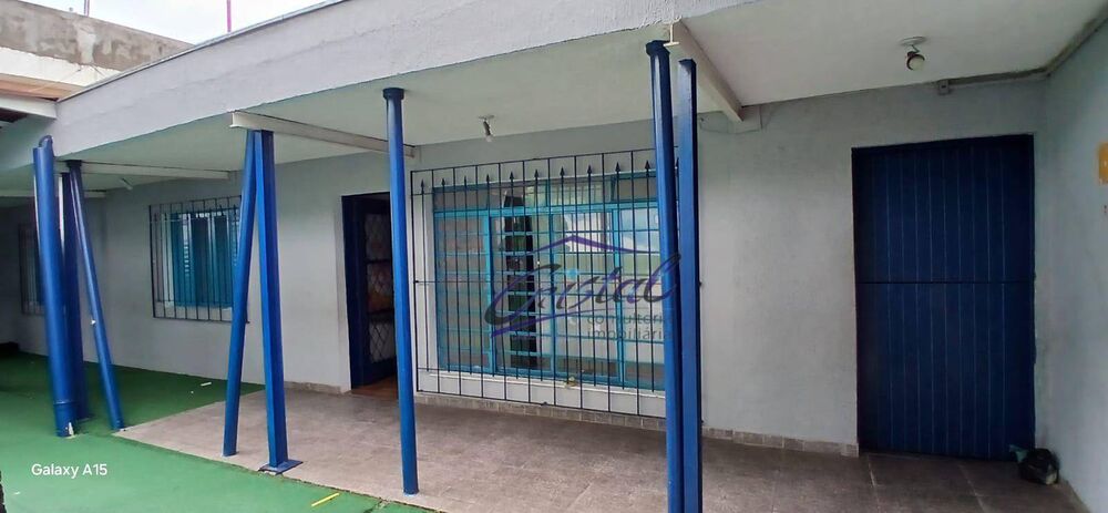 Casa, 5 quartos, 214 m² - Foto 1