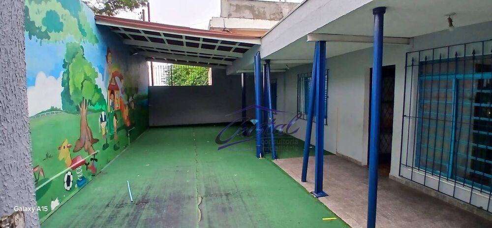 Casa, 5 quartos, 214 m² - Foto 2