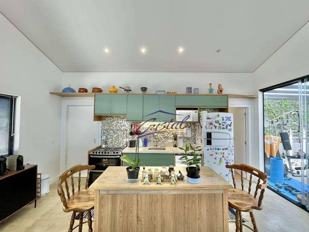 Casa, 3 quartos, 277 m² - Foto 1