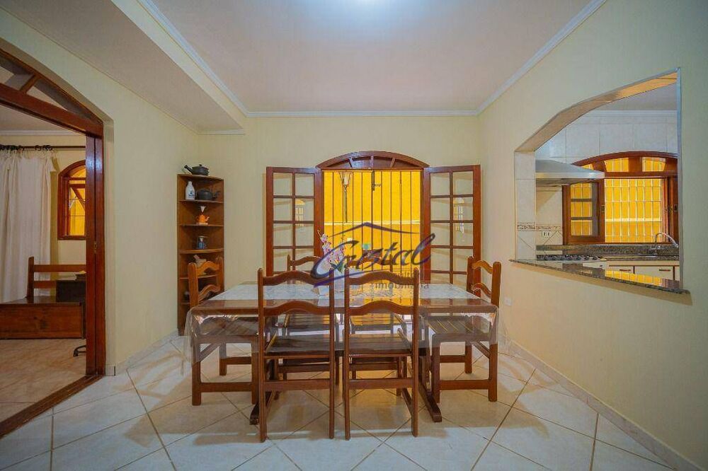 Casa, 5 quartos, 393 m² - Foto 1