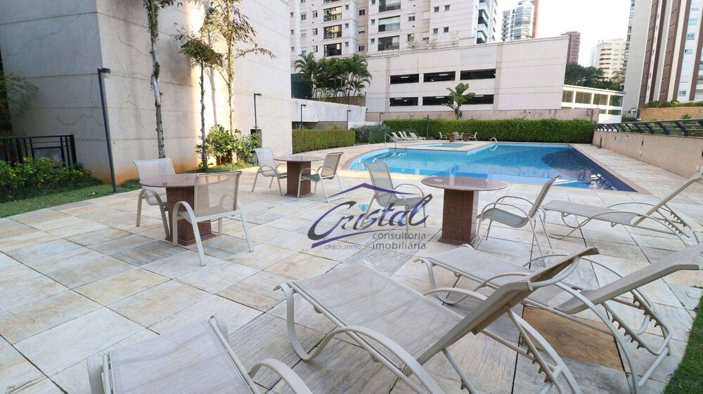 Apartamento à venda com 4 quartos, 226m² - Foto 20