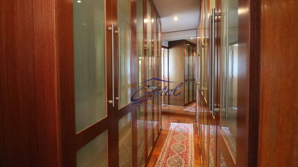 Apartamento à venda com 4 quartos, 226m² - Foto 14