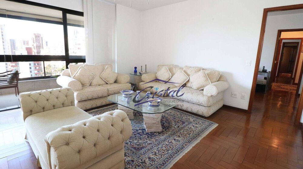Apartamento à venda com 4 quartos, 226m² - Foto 5