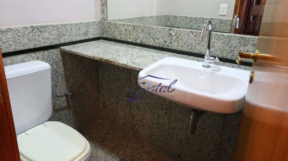 Apartamento à venda com 4 quartos, 226m² - Foto 12