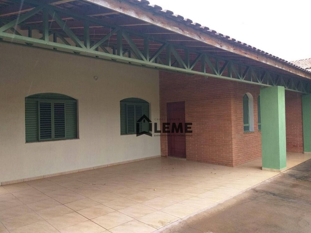 Casa, 3 quartos, 161 m² - Foto 1