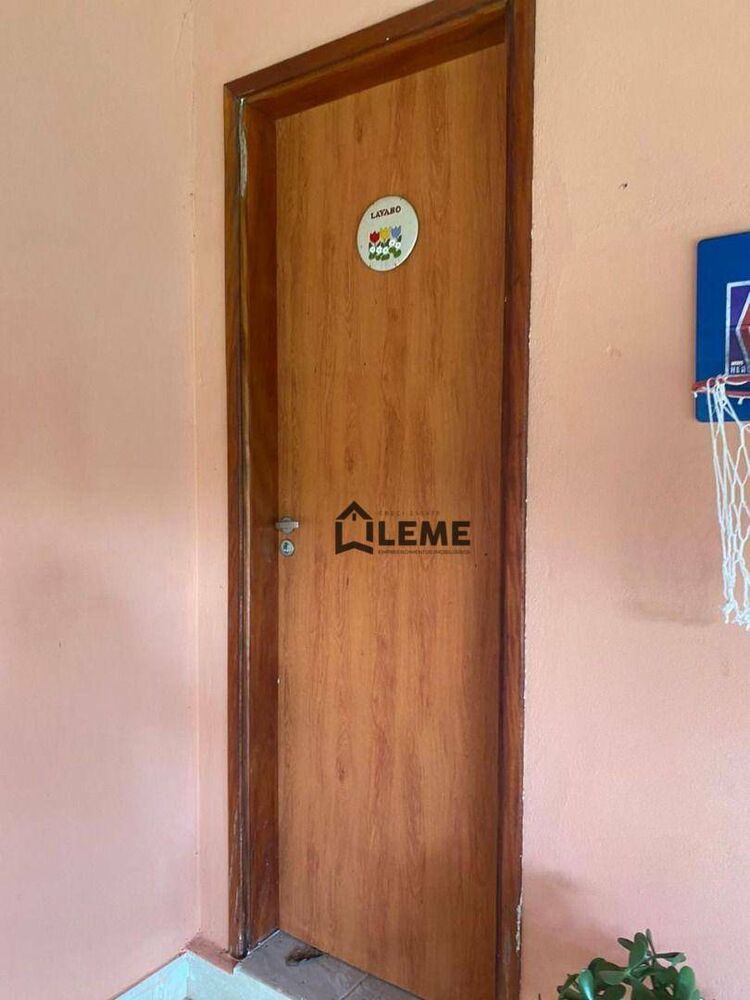 Chácara à venda com 3 quartos, 270m² - Foto 7
