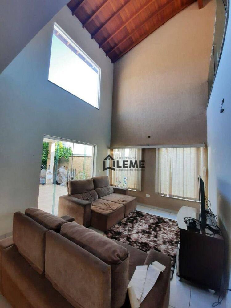 Casa, 3 quartos, 252 m² - Foto 5