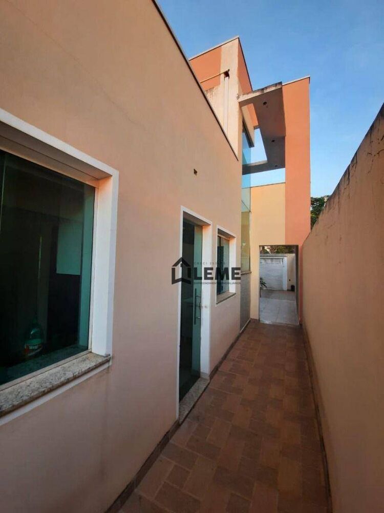 Casa, 3 quartos, 252 m² - Foto 12