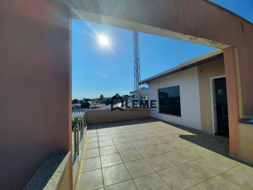 Casa, 3 quartos, 252 m² - Foto 25