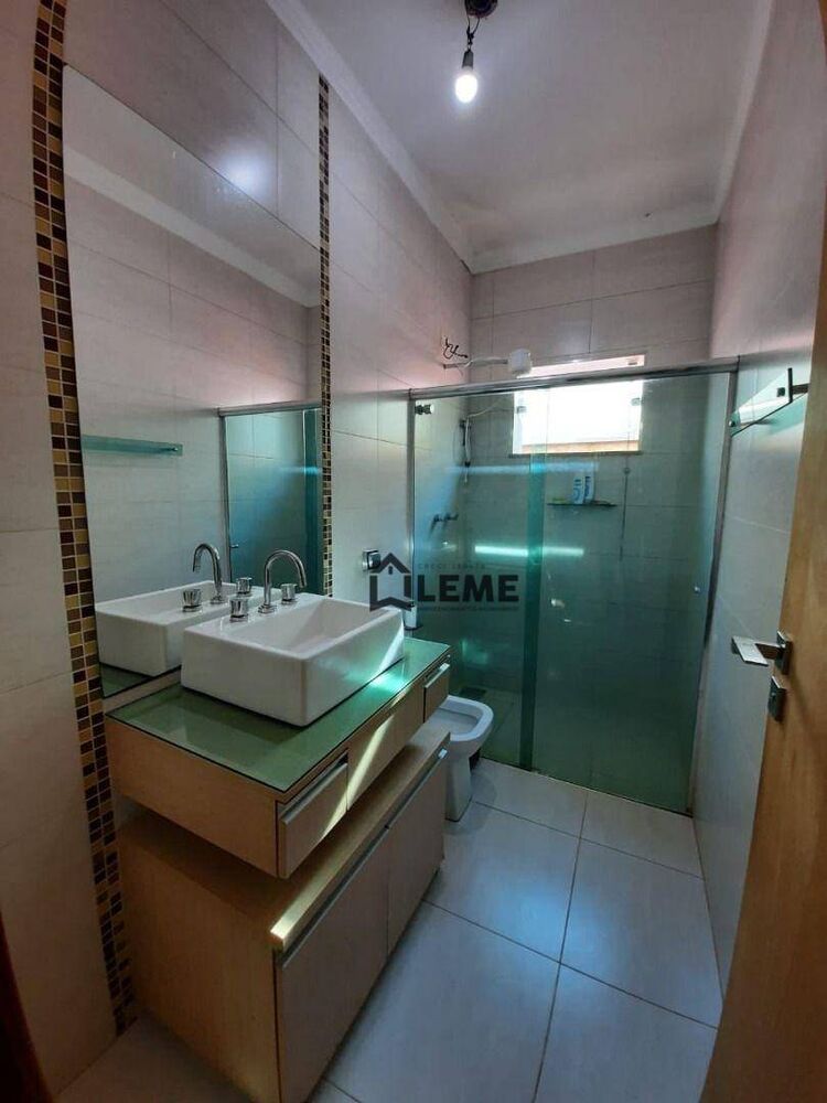 Casa, 3 quartos, 252 m² - Foto 7