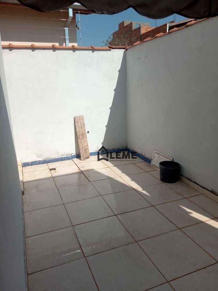 Casa, 1 quarto, 53 m² - Foto 2