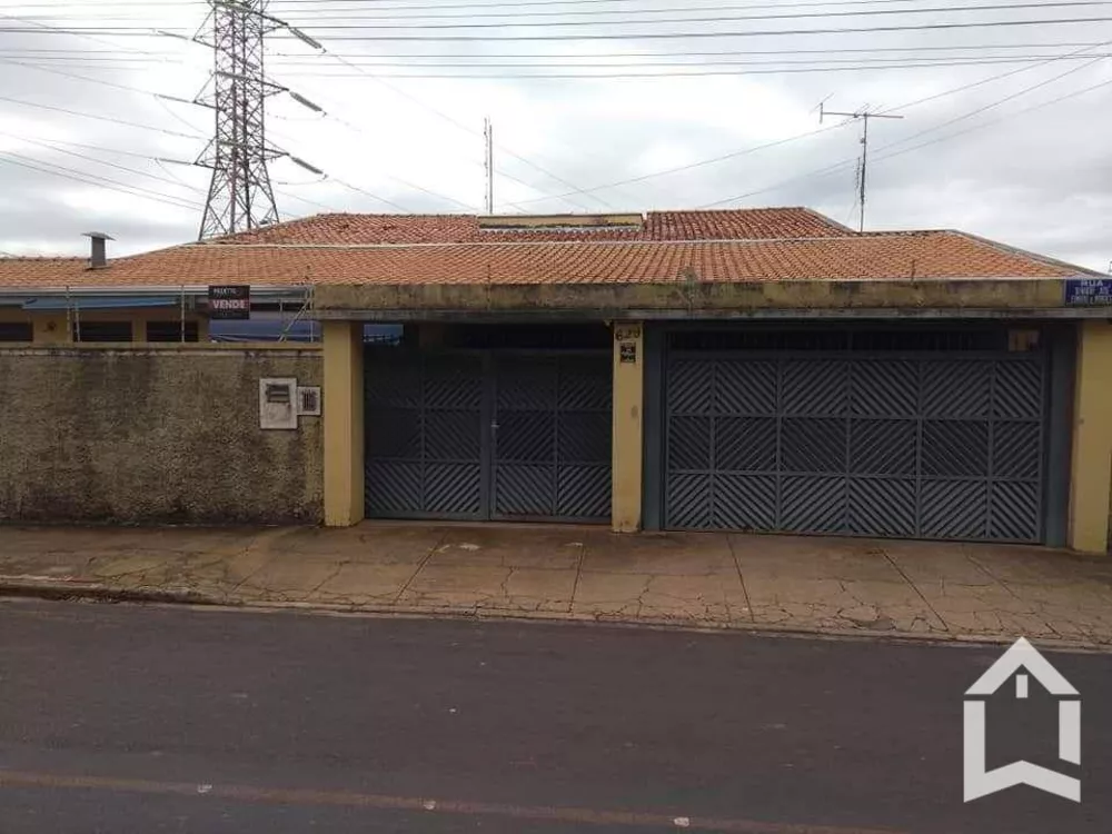 Casa à venda com 5 quartos, 535m² - Foto 1