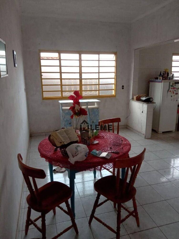 Casa, 3 quartos, 165 m² - Foto 4