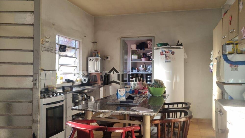 Casa, 5 quartos, 197 m² - Foto 2