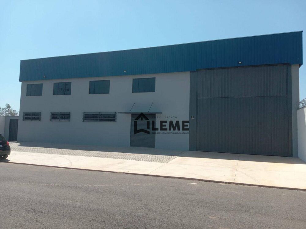 Depósito-Galpão, 697 m² - Foto 1