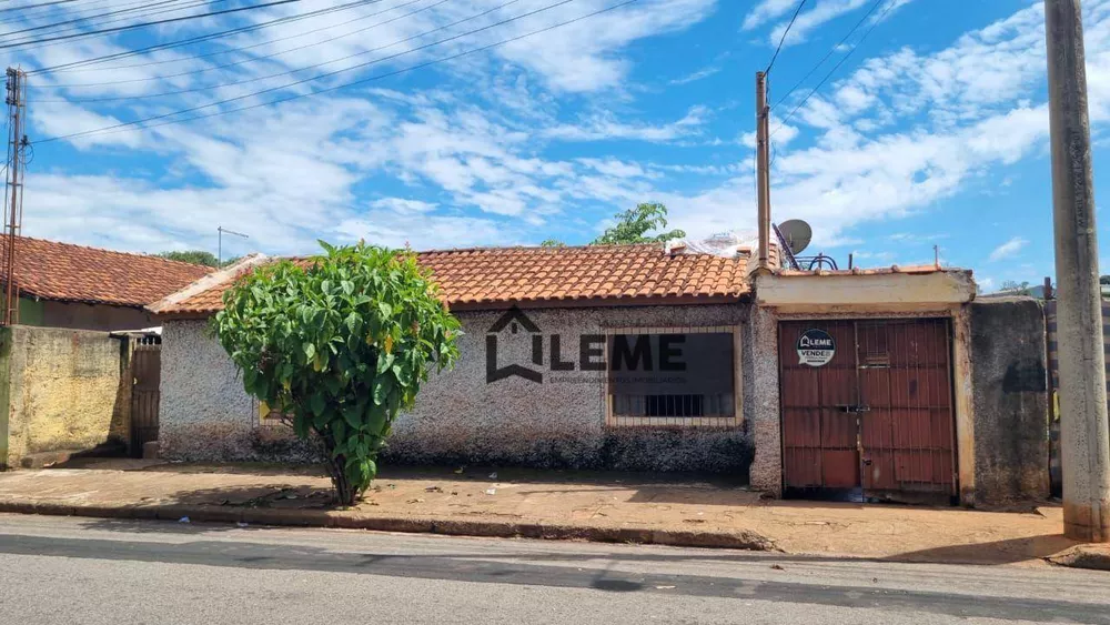 Terreno à venda, 306M2 - Foto 1