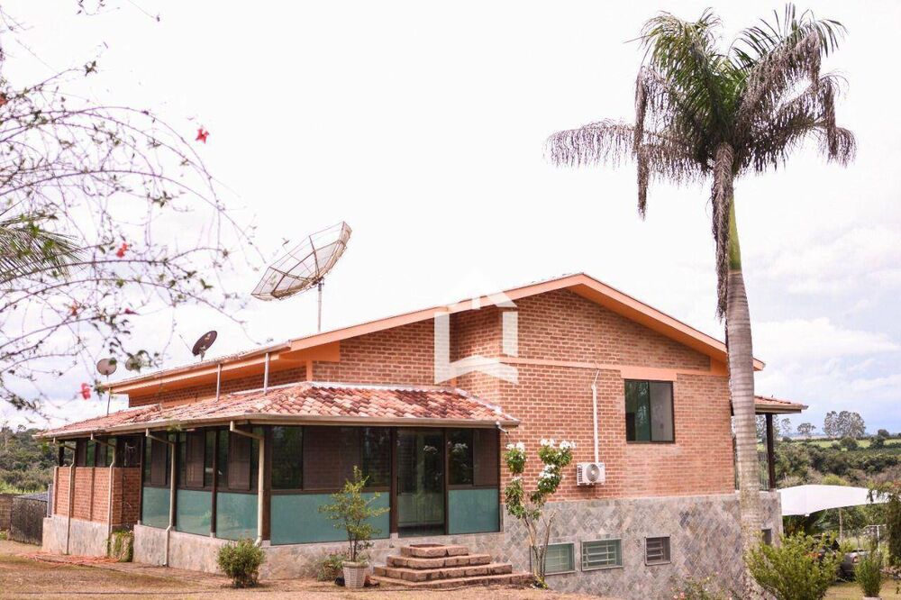 Sítio à venda com 5 quartos, 60258M2 - Foto 2