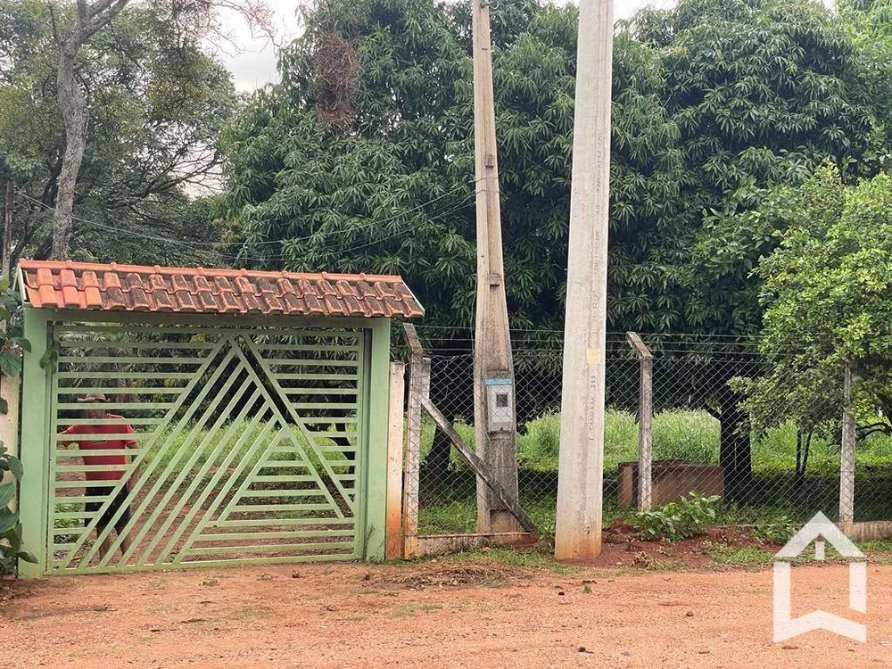 Chácara à venda com 1 quarto, 90m² - Foto 1