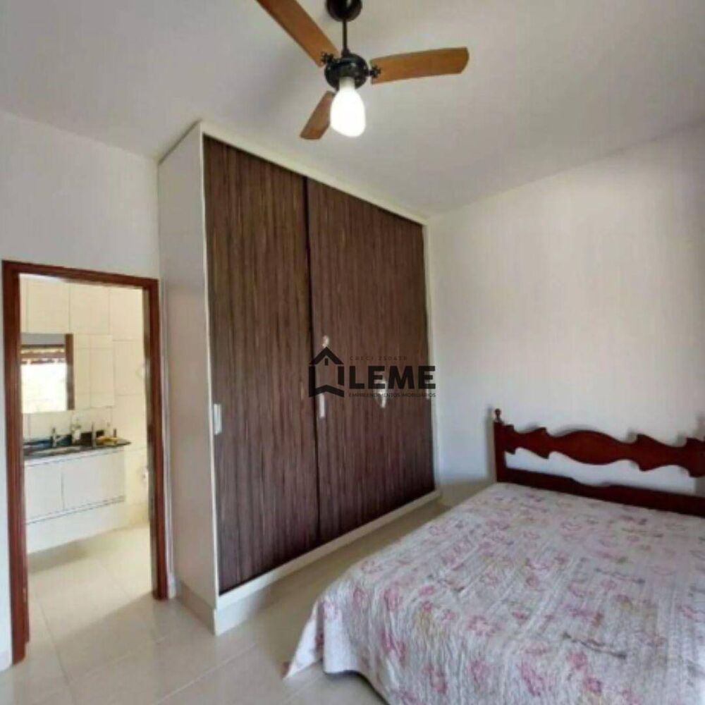 Chácara, 3 quartos, 1197 m² - Foto 2
