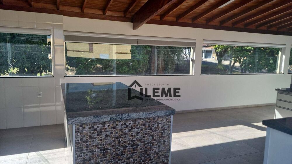Casa à venda com 3 quartos, 350m² - Foto 12