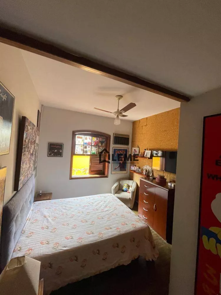 Casa à venda com 3 quartos, 340m² - Foto 11