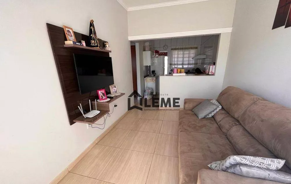 Casa à venda com 2 quartos, 90m² - Foto 13