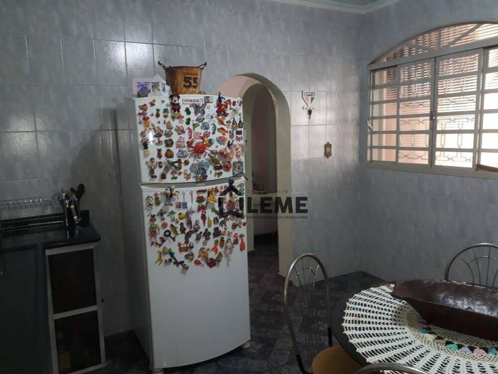Casa, 3 quartos, 176 m² - Foto 2