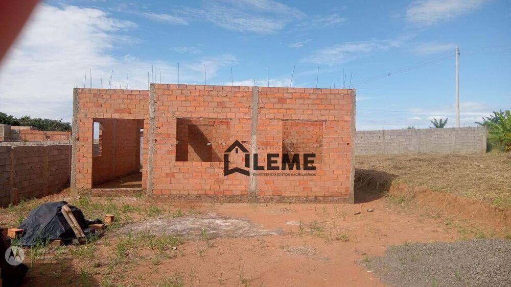 Casa, 3 quartos, 76 m² - Foto 1